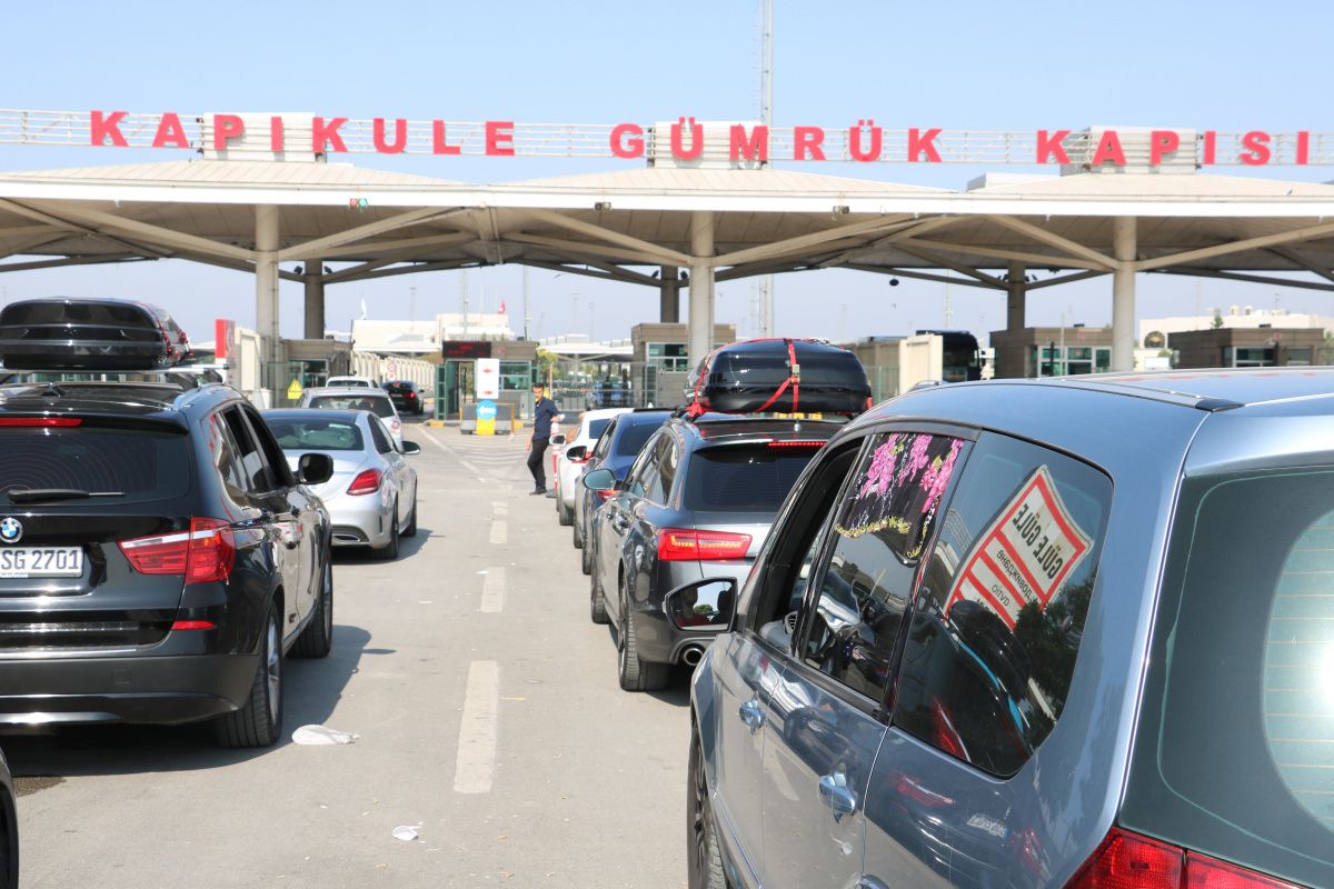 Gurbetçi Türkler ve Hayatları